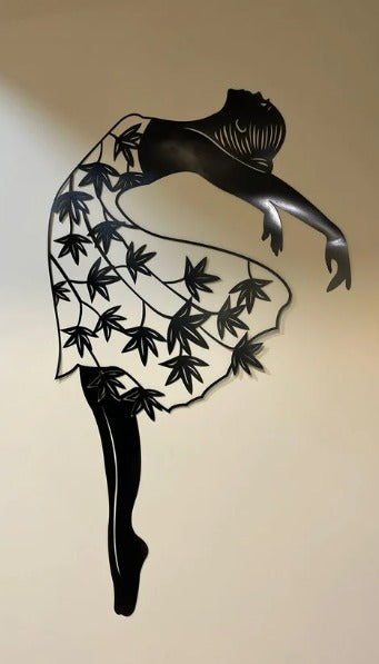 Romantic Dance Metal Wall Decor